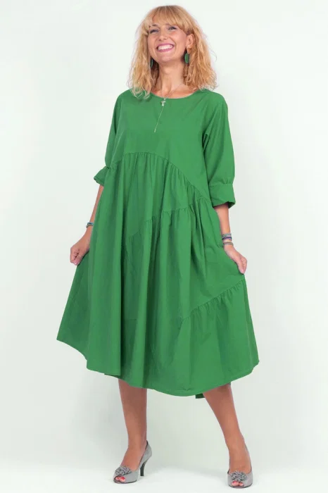 Rochie verde oversize, cu maneca scurta, cu trei volane asimetrice, din poplin satinat