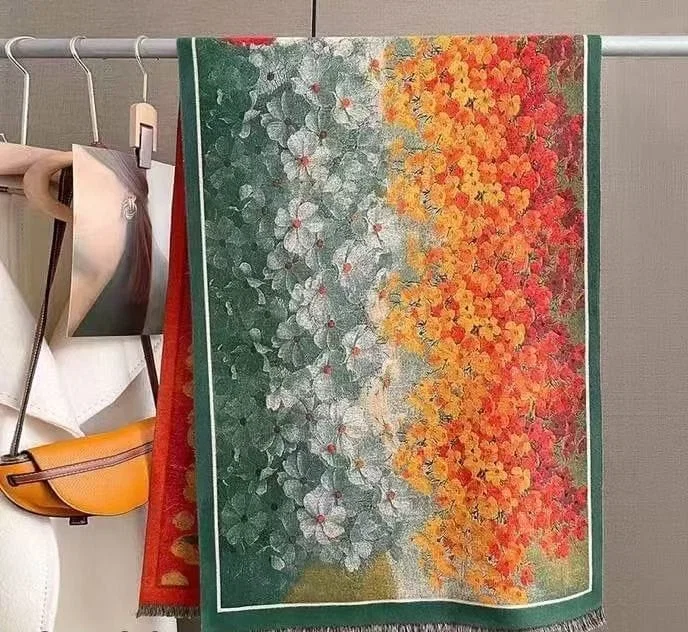 Esarfa premium din lana cu bumbac cu imprimeu vibrant campuri de flori