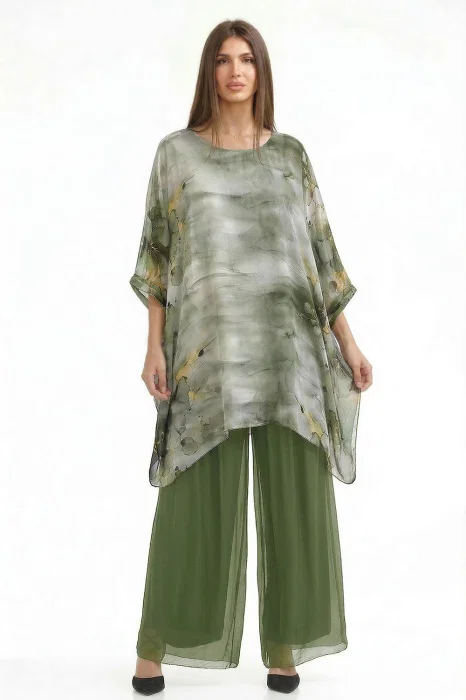 Bluza tunica din matase si vascoza in colturi cu imprimeu pictural in nuante de verde oliv, kaki si galben
