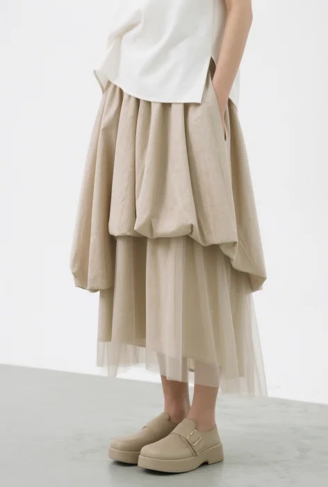 Fusta midi ampla cu straturi si tulle, cu volum si design asimetric, bej