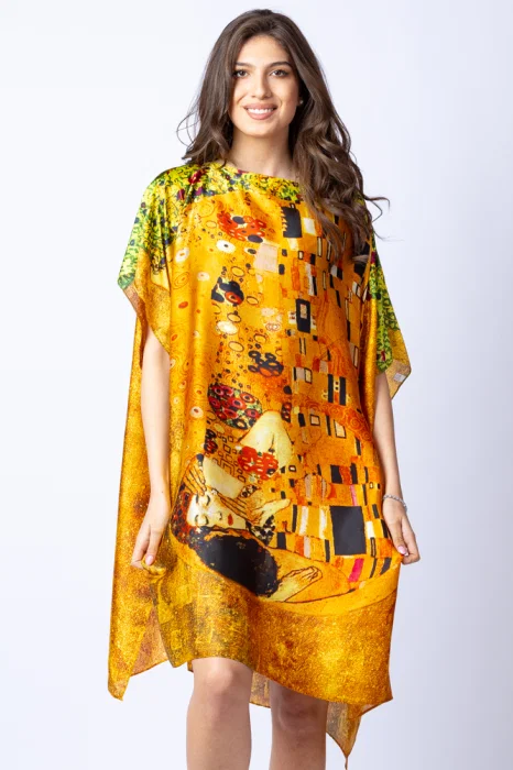 Rochie de plaja tip poncho din matase cu stilizare   Sarutul   pe fond galben