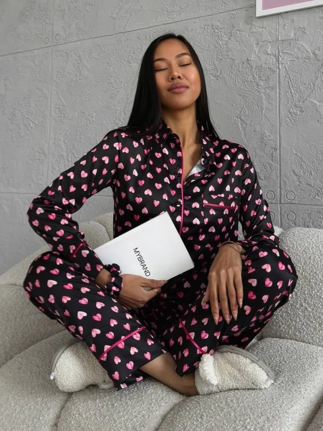 Set pijama dama din doua piese, cu nasturi – 2301408, Negru/ Roz