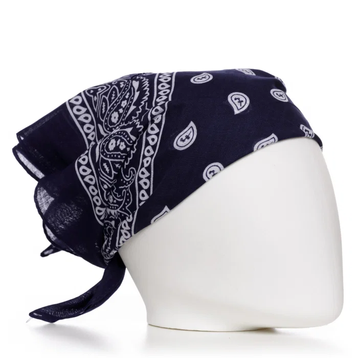 Bandana tip batic patrat cu imprimeu alb pe fond negru