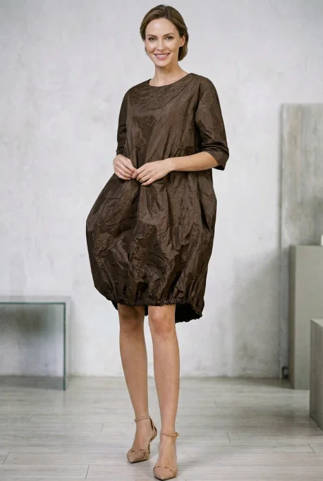 Rochie midi cu volum tip balon din tafta cu memorie, cafenie