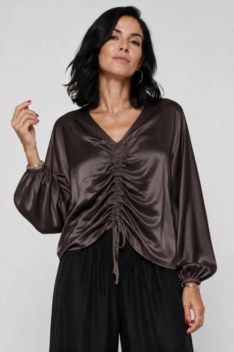 Bluza dama eleganta din satin de matase si vascoza cu fronseu reglabil - maro